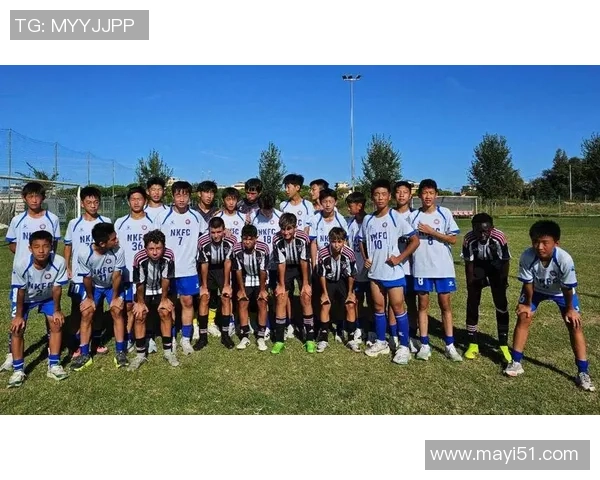 中意混血足球天才崛起:年轻球星如何突破双重文化身份的挑战