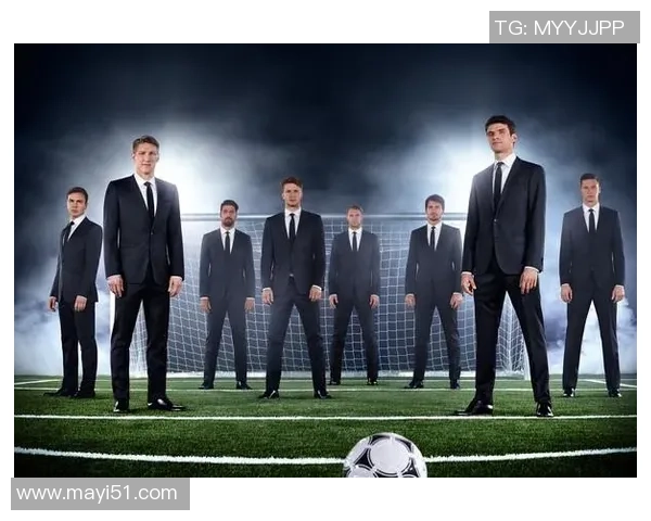 足球巨星西装穿搭全解析展现场外优雅气质与时尚品味